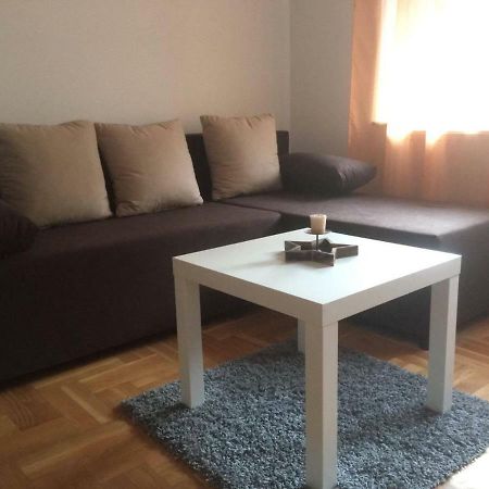 Apartment Contento Zagreb Bagian luar foto